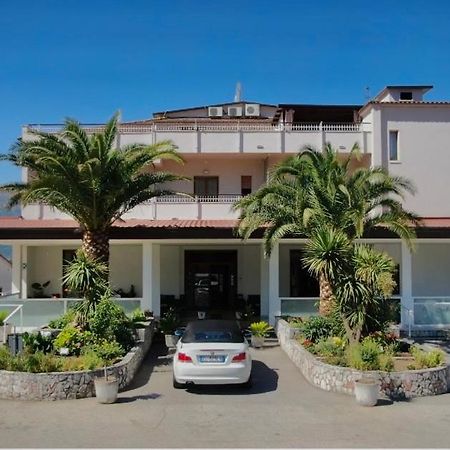 Hotel Vallisdea Sala Consilina Exterior foto